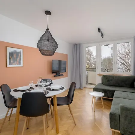 Muranow Modern With Balcony Ecru Wwa70 דירה